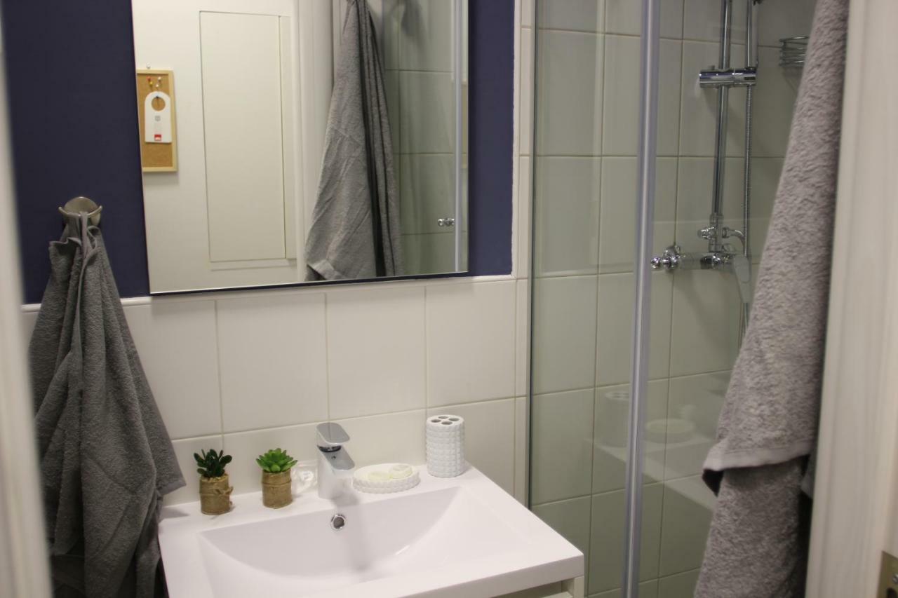 Cozy In Center Of Apartman *
