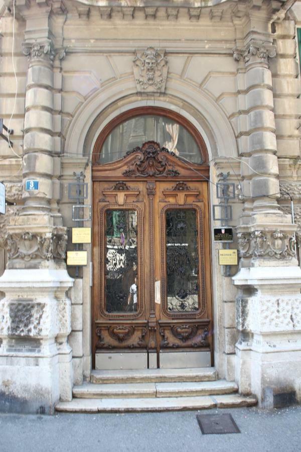 Appartement Cozy In Center Of